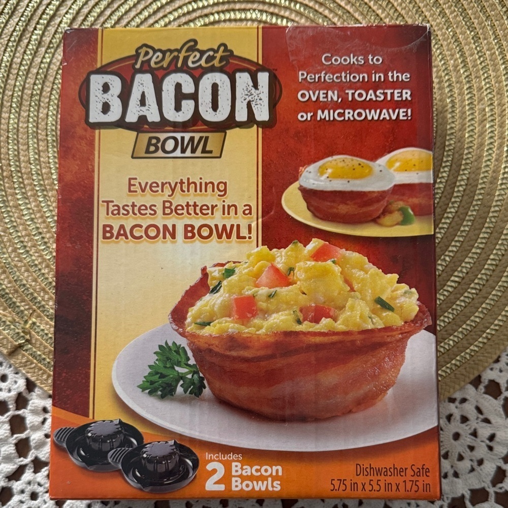 BRAND NEW IN BOX Bacon Bowls